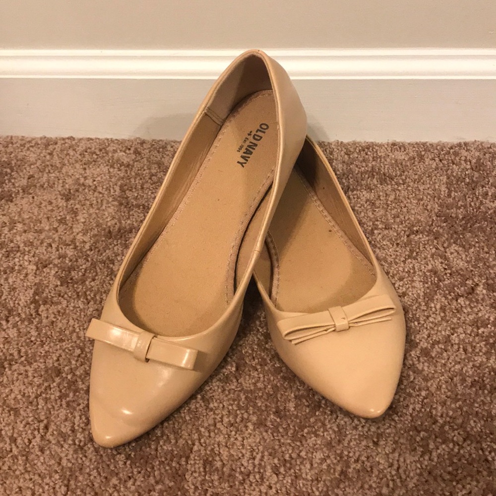 Old Navy nude flats